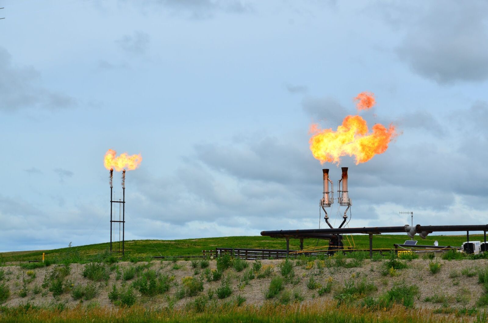 Nigeria's Oil Firms Turn Flare Gas Into Energy as Climate Pressure Mounts