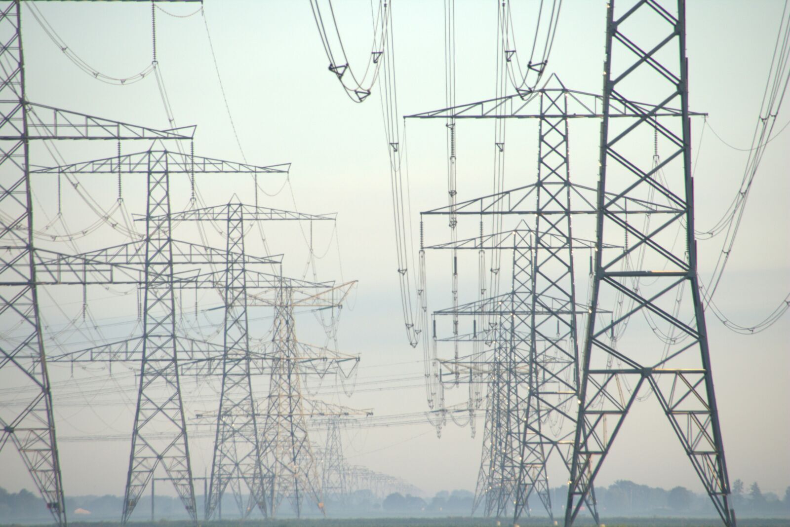 Africa’s Cross-Border Power Dream Moves From Ambition to Market Reality