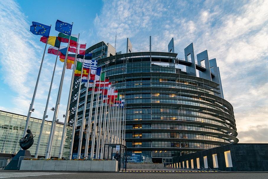 EU Lawmakers Back Simpler Rules for Sustainable Investment Products and Claims