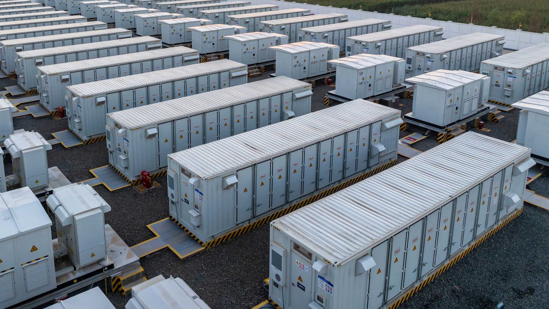 Falling Battery Costs Rewire Renewable Energy Economics Across Emerging Markets