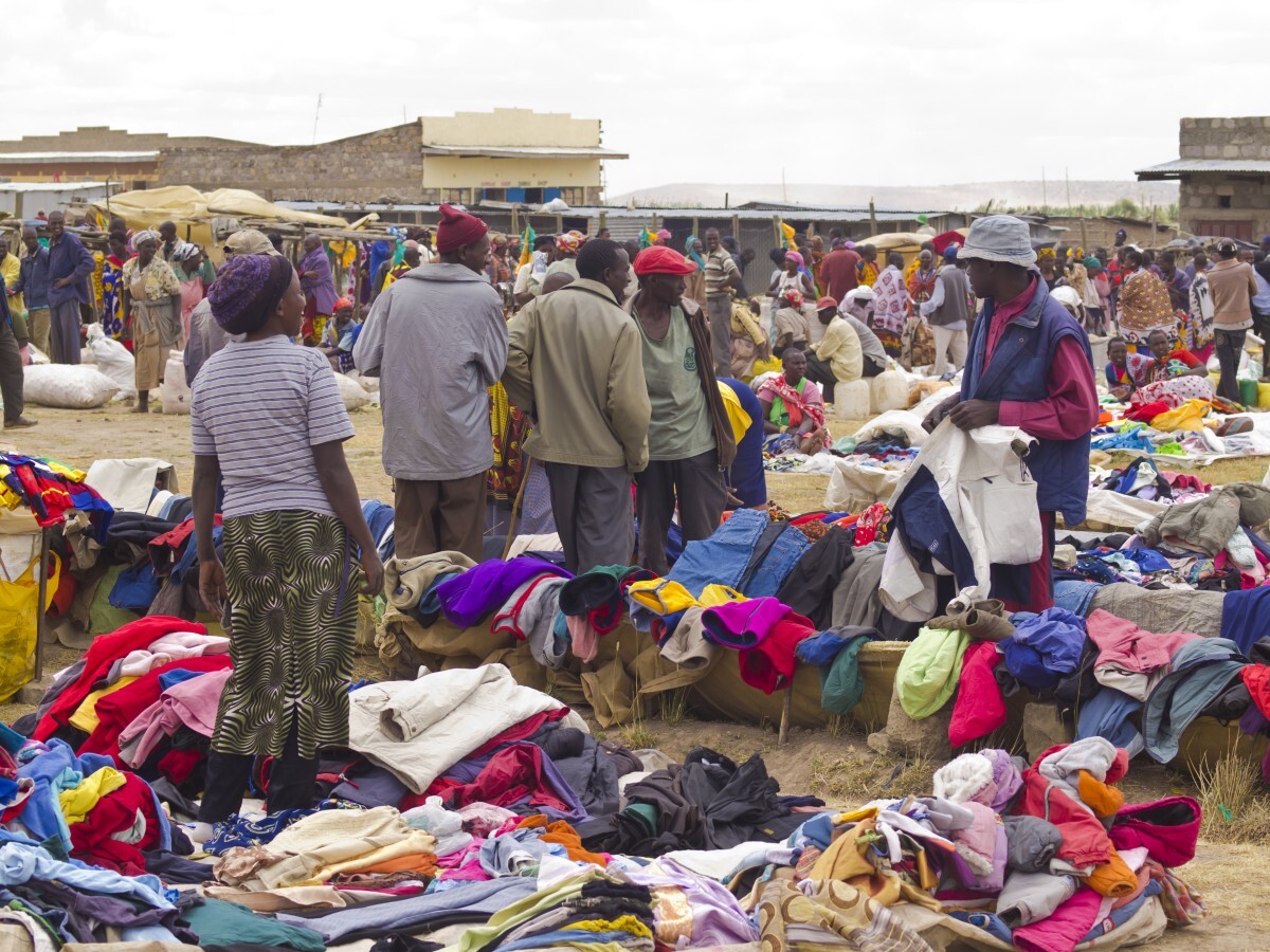 Fast Fashion Waste Turns Africa’s Second-Hand Markets Into Climate Frontline