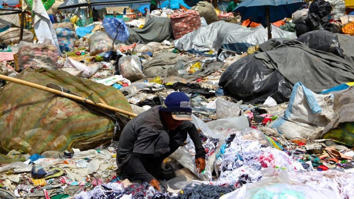 Global South Nears Waste Tipping Point as Collection Systems Fall Dangerously Behind
