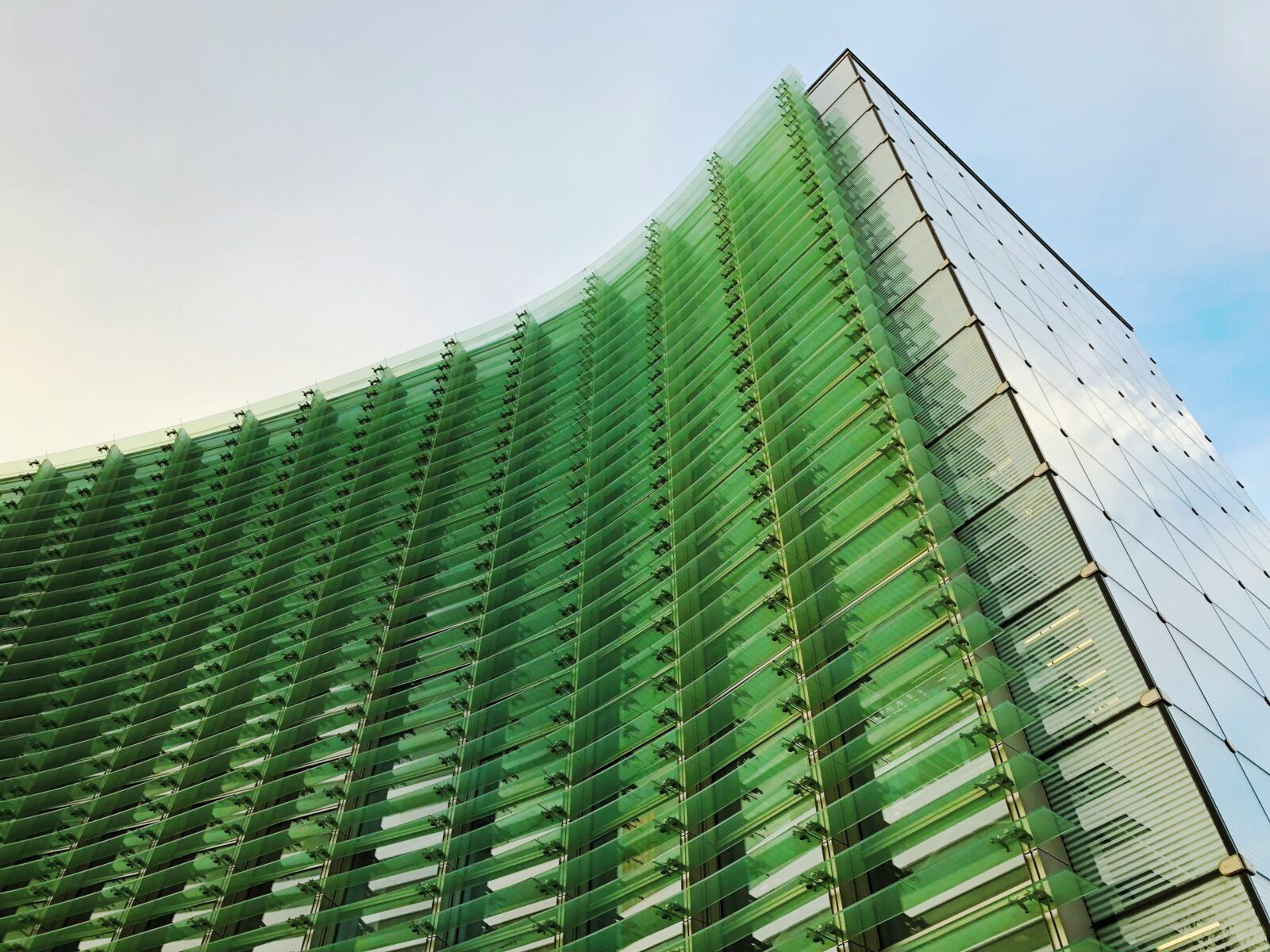 Green Buildings Redefine Real Estate Through Efficiency, Health, and Lower Costs
