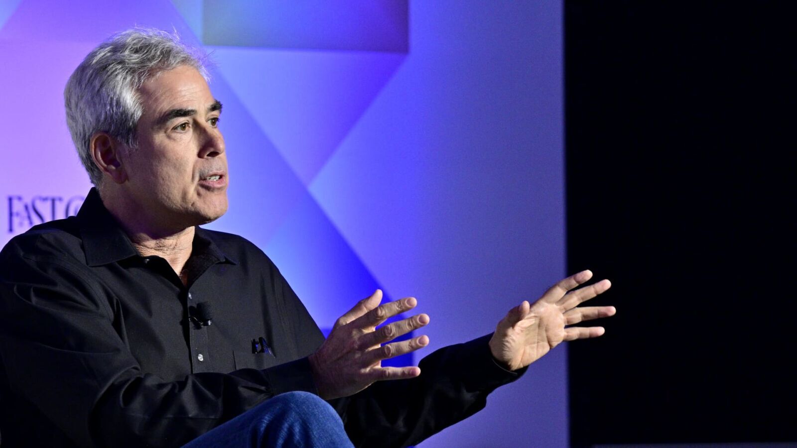 Jonathan Haidt Warns AI Shortcuts Could Undermine Childhood And Human Flourishing Globally