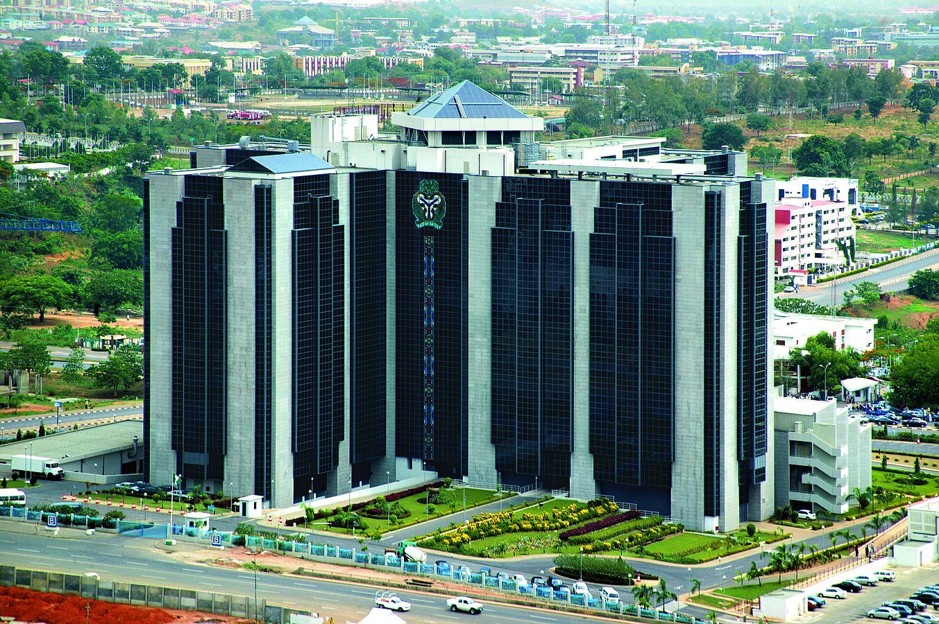 Nigerian Banks Move Renewable Energy Finance From Development Niche Into Mainstream Lending
