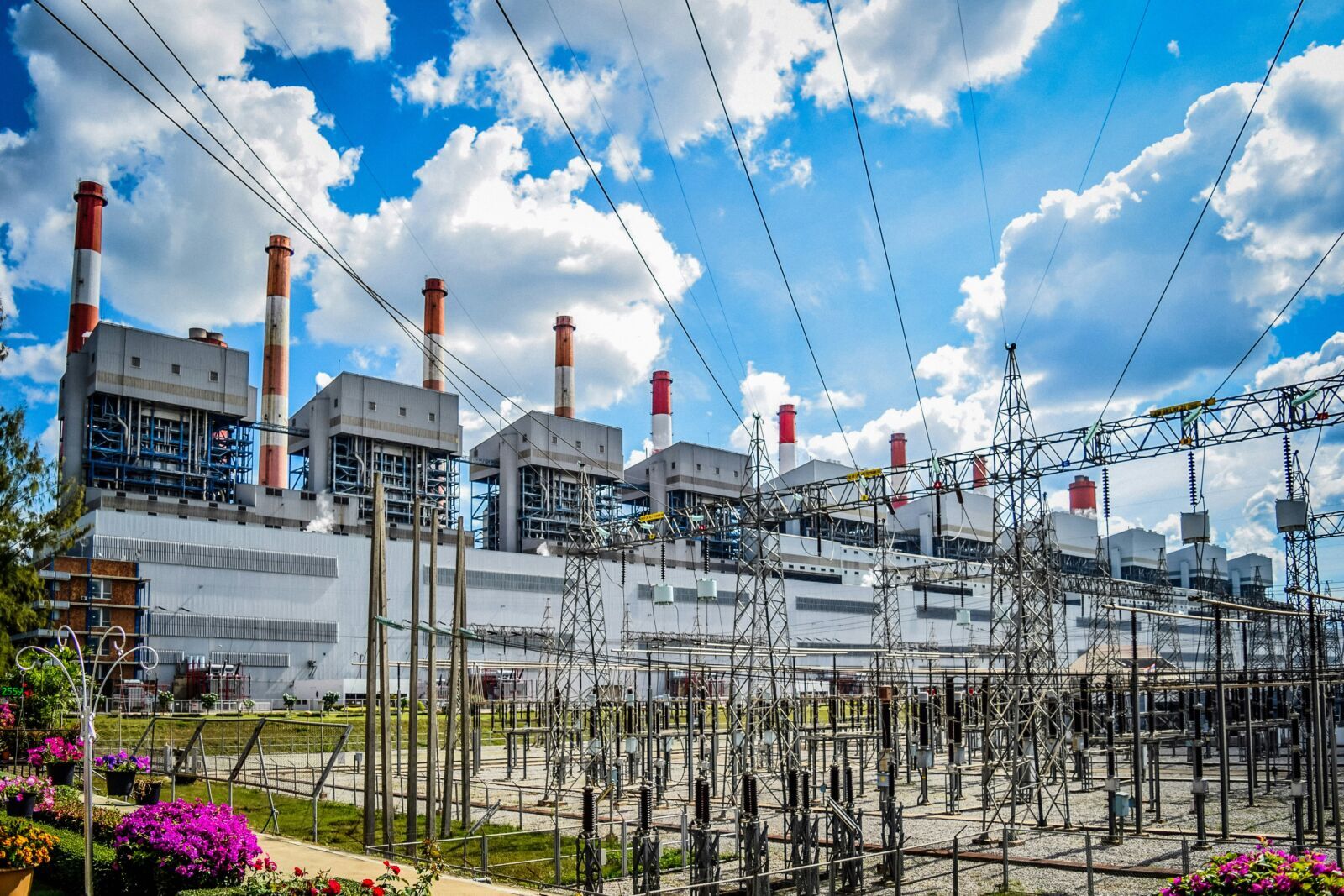 Rwanda’s $300 Million Energy Plan Targets Universal Access Through Performance Finance