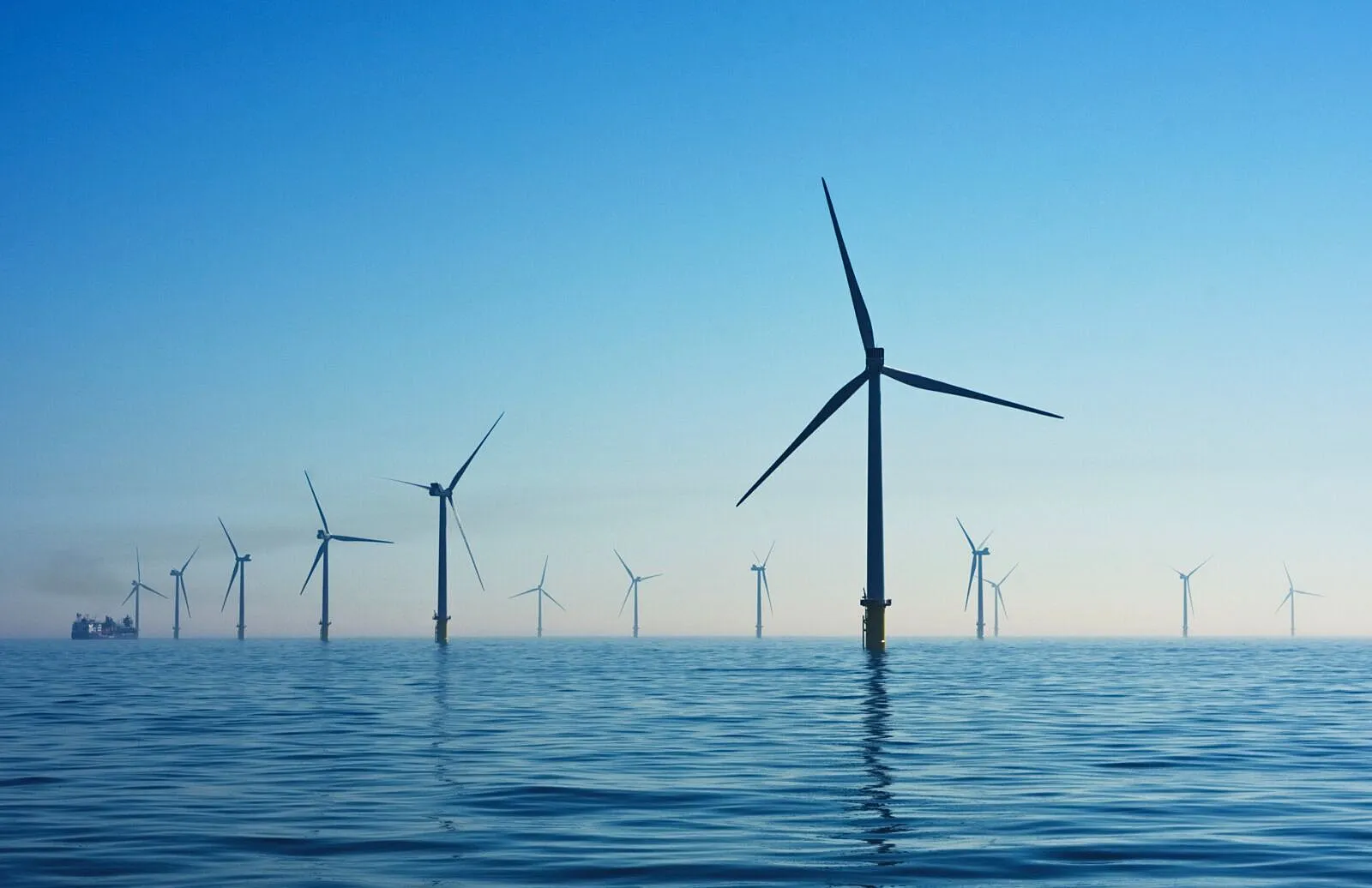 New Simulations Show Low-Level Clouds Help Offshore Wind Farm Wakes Recover Faster