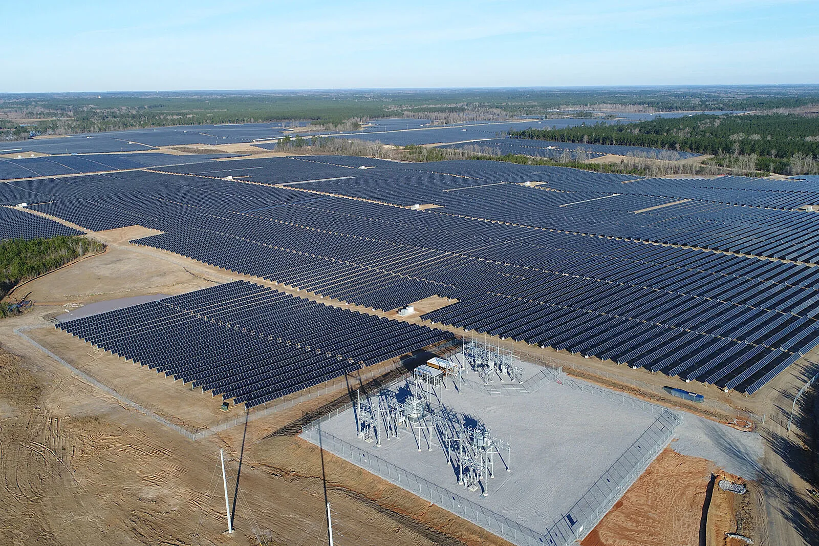 Private Capital Holds the Key to Climate-Driven Growth in Emerging Markets