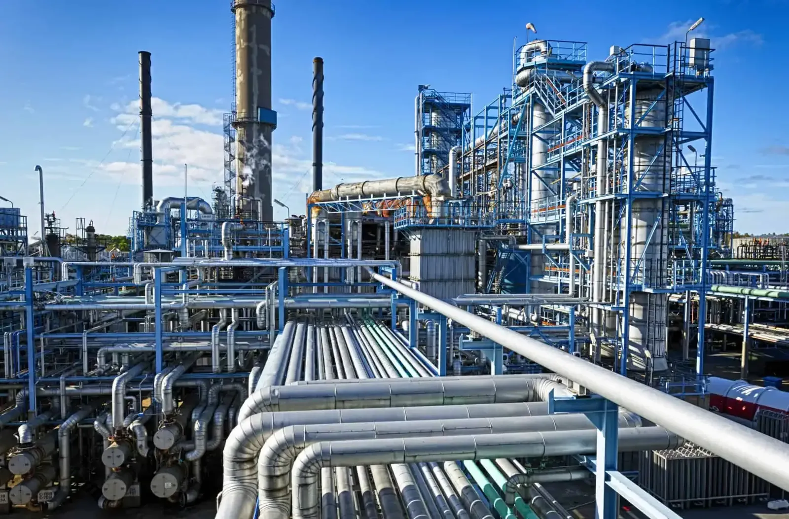 Eight Refinery Terms That Explain Fuel Economics, Margins Quality and Operating Performance