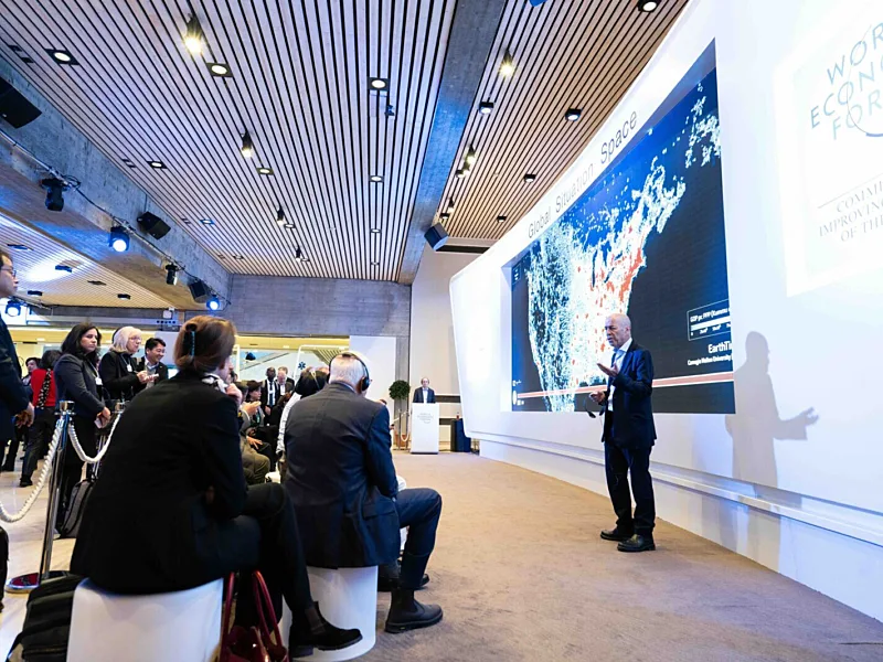 WEF Says AI Transformation Requires New Workflows, Governance, and Human Accountability