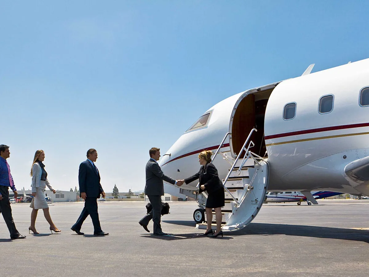 Global Business Aviation Growth Raises Questions About Infrastructure Capacity and Environmental Sustainability